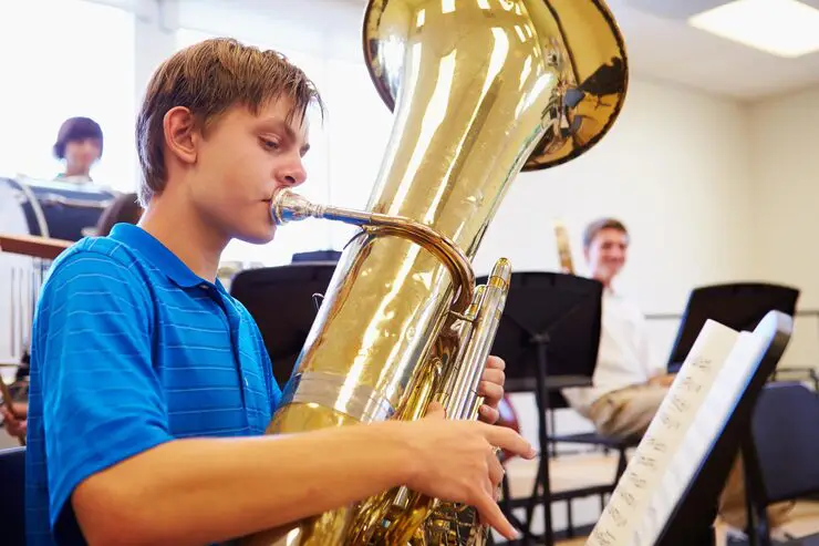 suonare Euphonium corso di ottoni accademia europea di musica